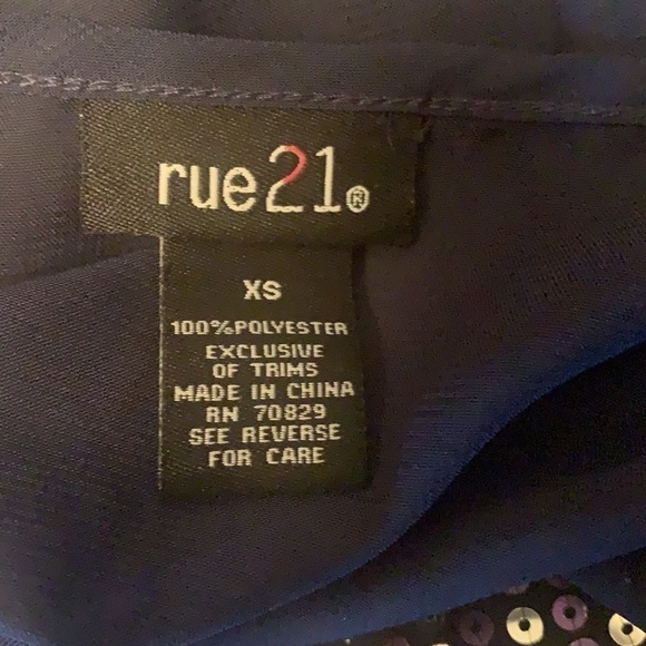 Rue 21 Navy Blue 3/4 Sleeve Sequinned Sheer Blouse Size XS - Picture 8 of 13